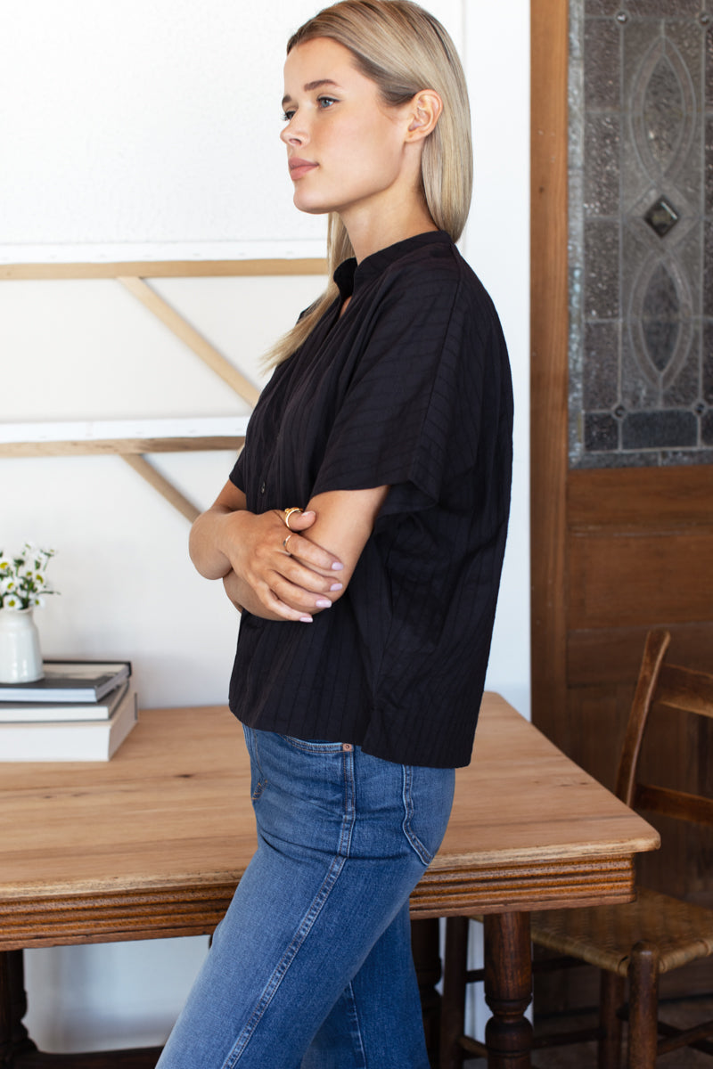 Artist Buttondown - Midnight