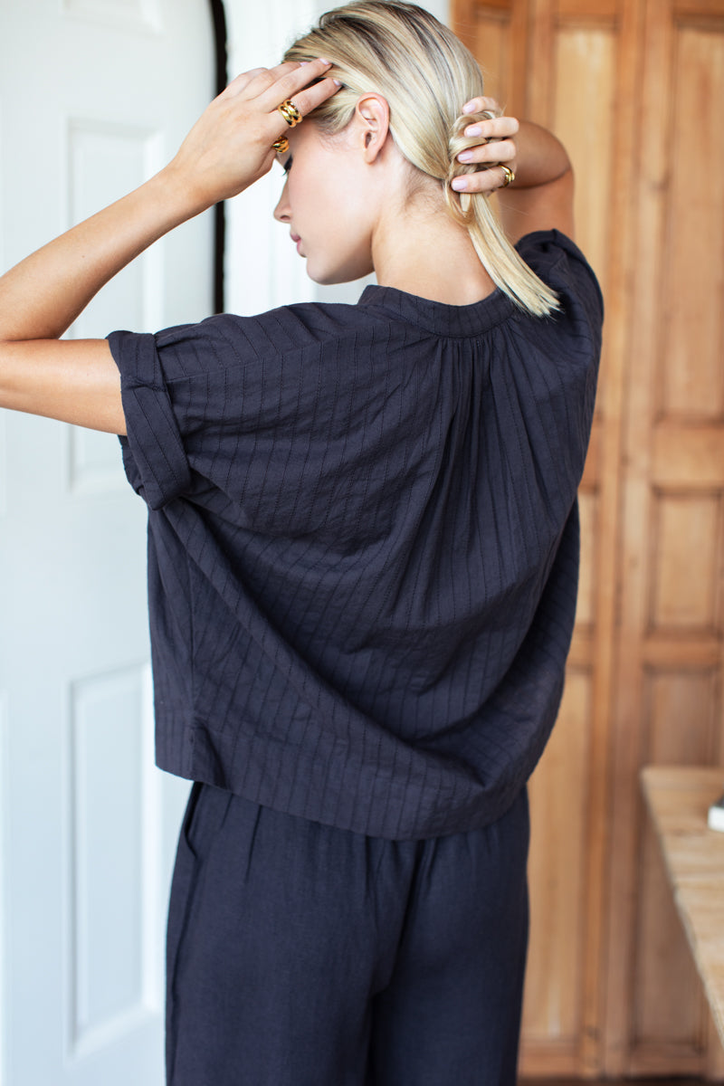 Artist Buttondown - Midnight